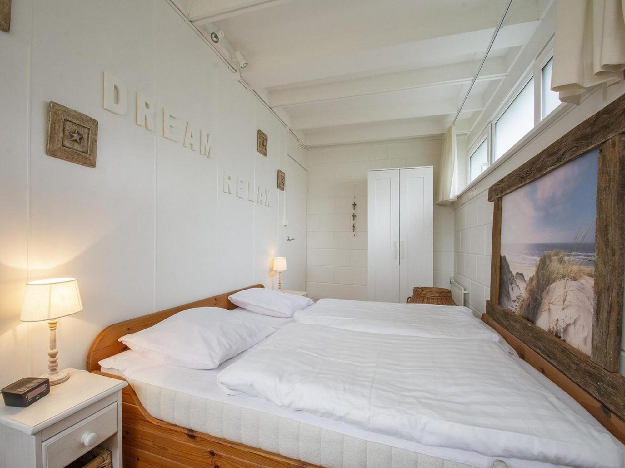 Comfortable Holiday Home By Beach Sint Maartensvlotbrug Экстерьер фото
